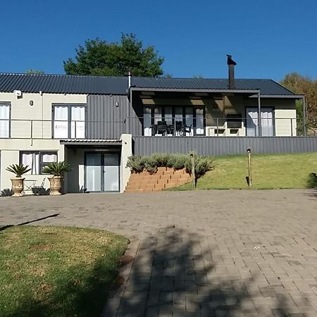 Lola'S Self Catering Accommodation Clarens Exterior foto
